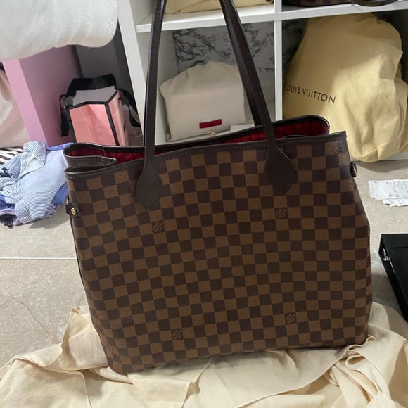 Louis Vuitton Handbags - Lv Neverfull GM